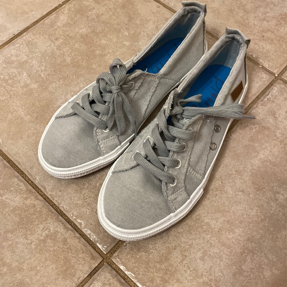 Never worn slip on blowfish